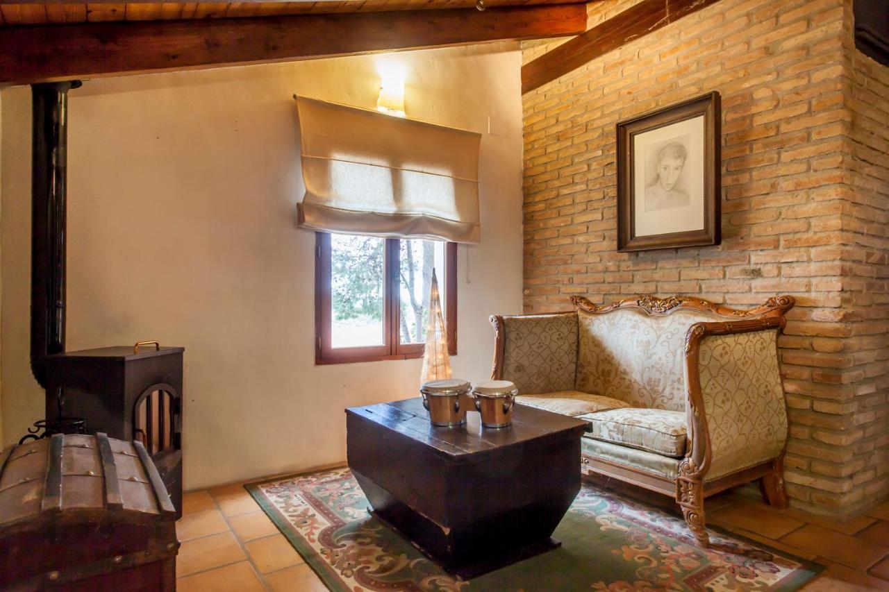 Ca Carmela, Casa Con Encanto Con Piscina "Parque Natural Sierra Calderona" バレンシア エクステリア 写真